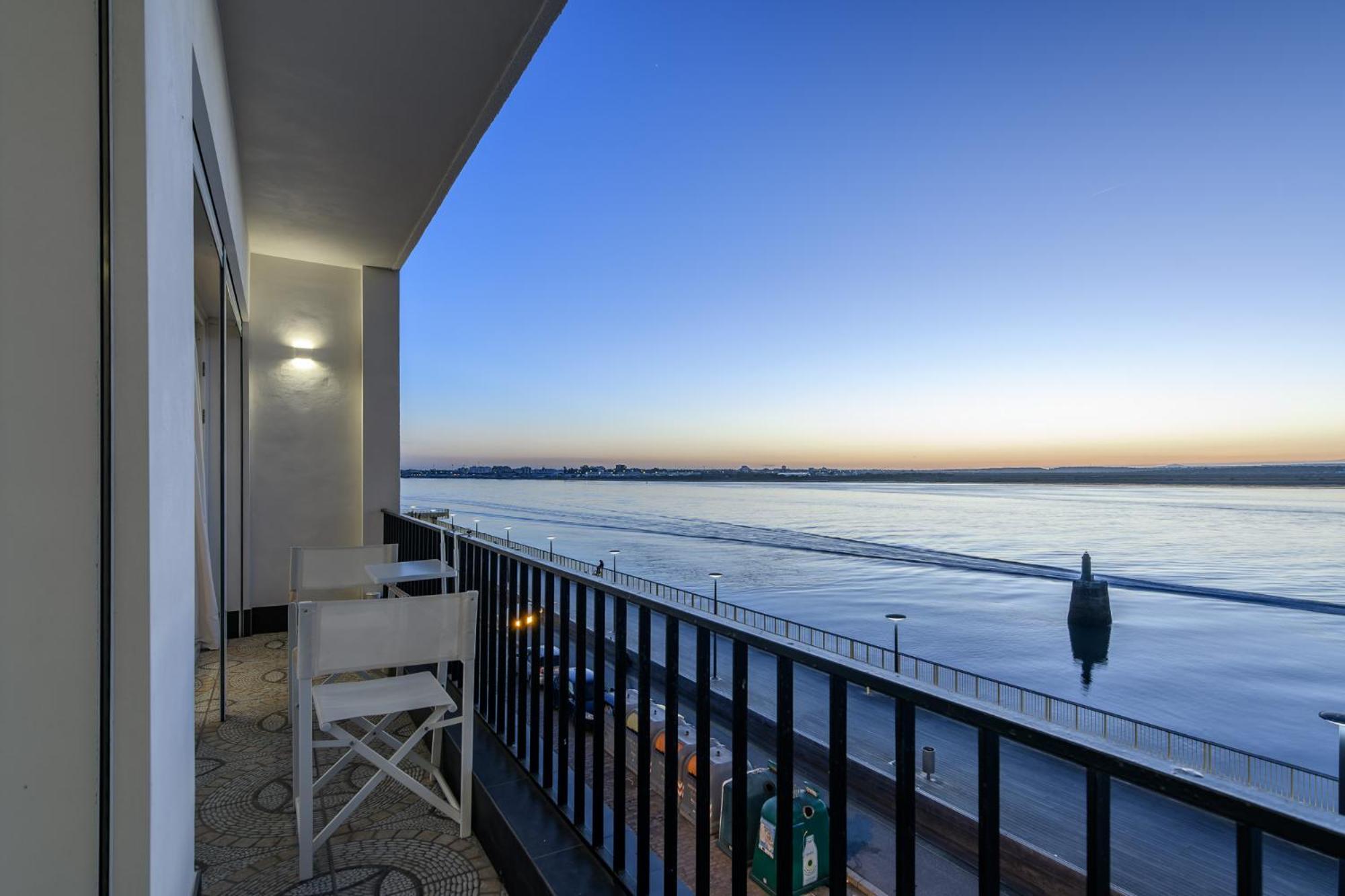 Apartamento Sobre El Rio Guadiana 아야몬테 외부 사진